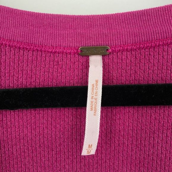 Free People Thermal Top Size M Purple Fitted Notch Neck Crochet Long Sleeve - Picture 5 of 16